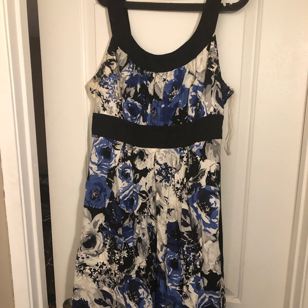 Blue floral swoop neck dress